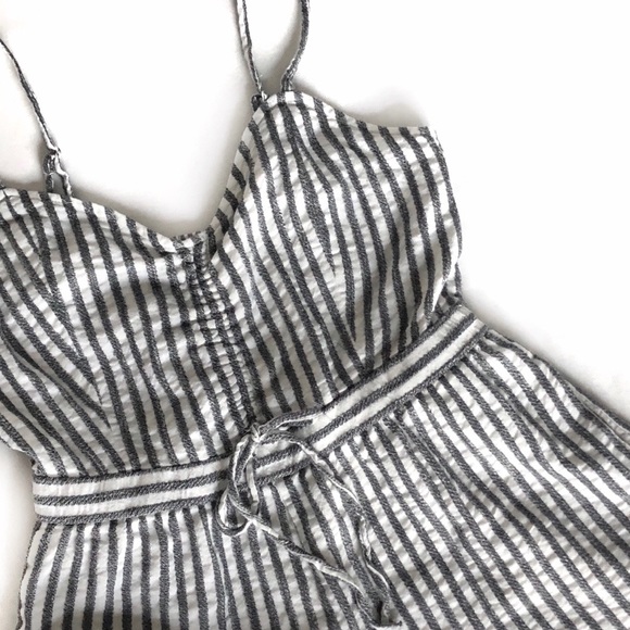 SOLD ⵈ❭ AEO Striped Ruffle Hem Romper Playsuit - Picture 5 of 8